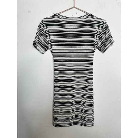 BB DAKOTA STEVE MADDEN Black White Show Your Stripes Short Sleeve Mini Dress XS - Picture 3 of 8